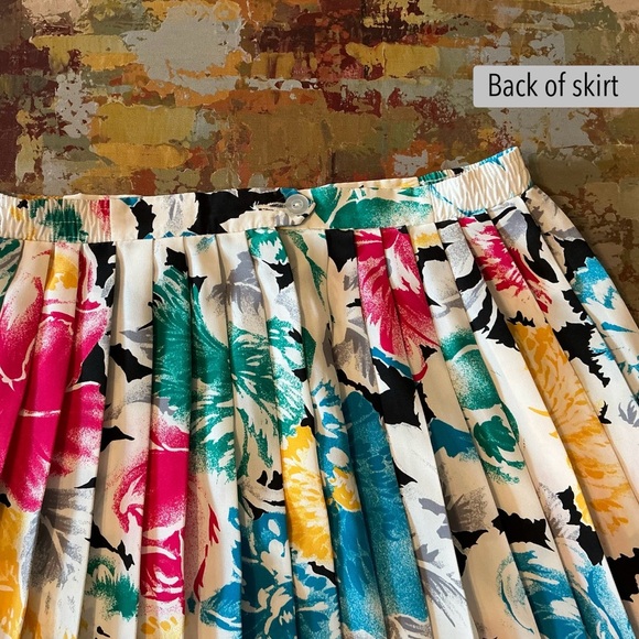 TAN JAY - VIintage Summer Print Pleated Skirt - Picture 6 of 11